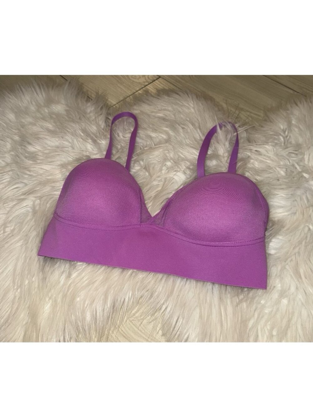 Maidenform Wireless Comfort Stretch Triangle Cup Bra Womens M Medium MBT105